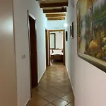 Nomad House-entire House At Your Disposal,4 Guests דירה *