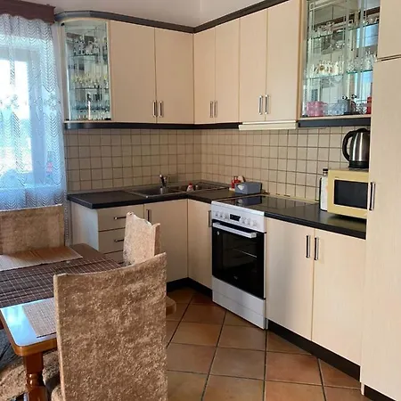 Apartamento Nomad House-entire House At Your Disposal,4 Guests Berat