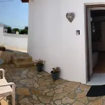 Apartman Nomad House-entire House At Your Disposal,4 Guests *