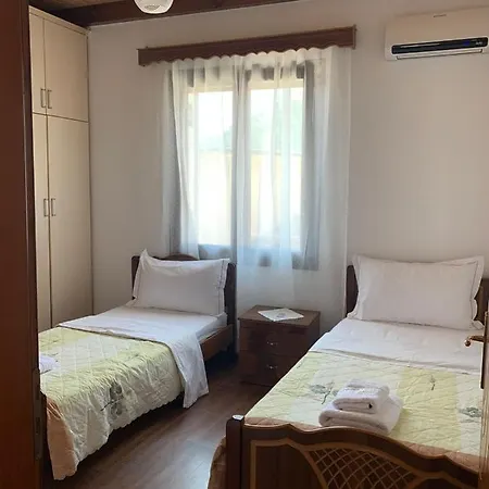 Nomad House-entire House At Your Disposal,4 Guests Lejlighed Berat