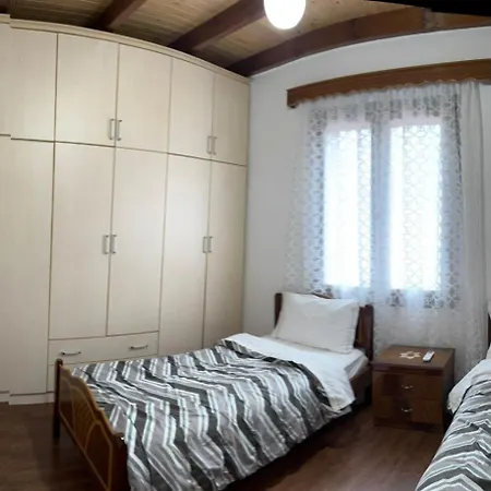 Nomad House-entire House At Your Disposal,4 Guests *