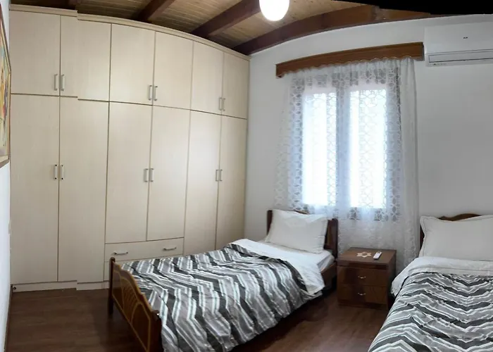 Nomad House-entire House At Your Disposal,4 Guests *